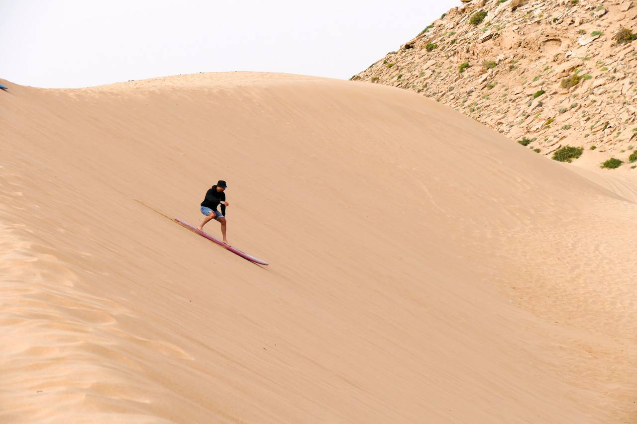 Sandboarding gallery image 4